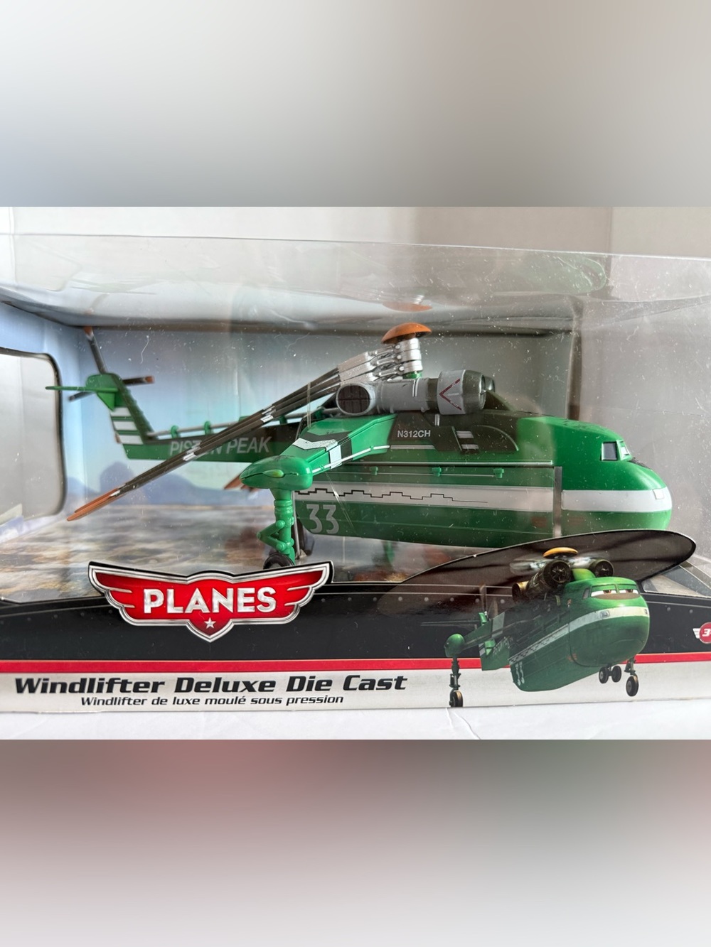 Disney Planes: Fire and Rescue Exclusive Deluxe Die cast Helicopter Windlifter - Picture 6 of 8